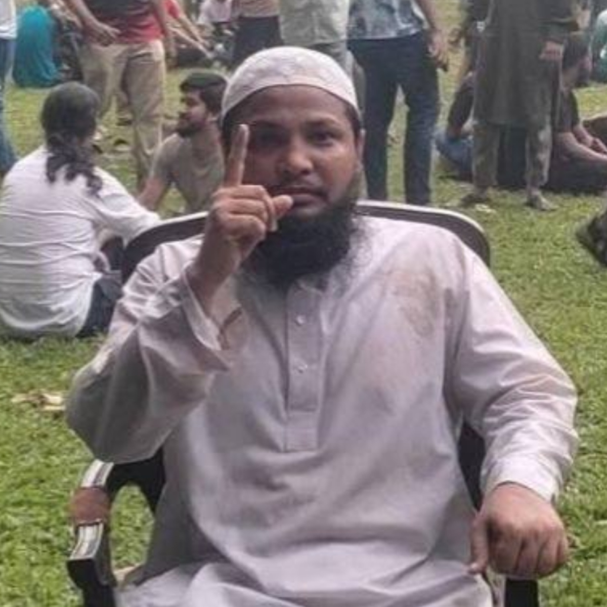 আলতাফ হোসেন